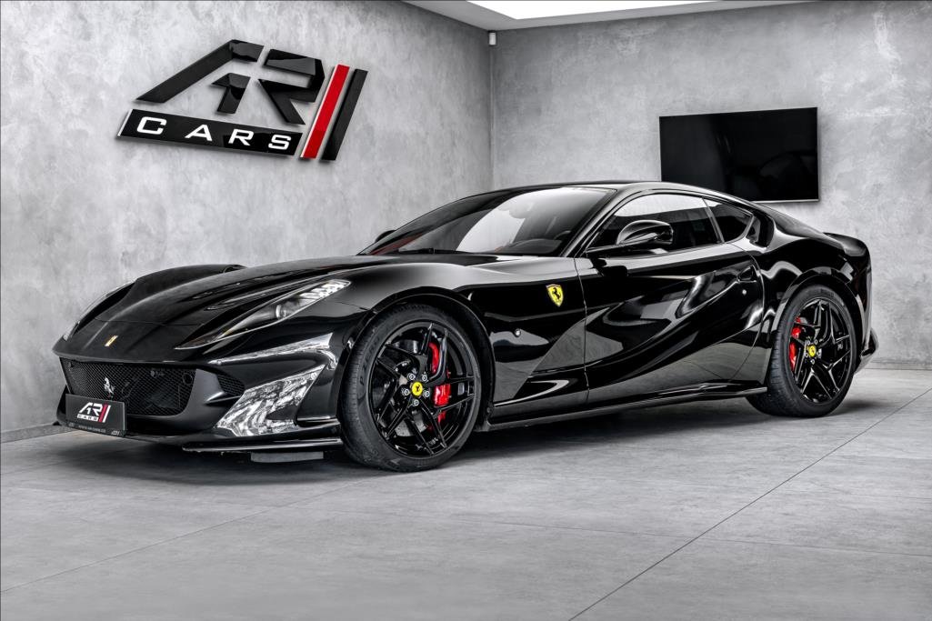 Ferrari 812 Superfast Engine, Specs And Price - ExperienceFerrari